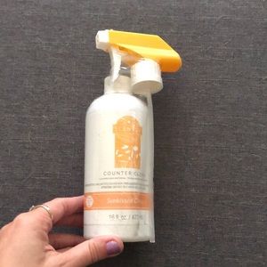 Brand new Scentsy Sunkissed  citrus counter cleaner